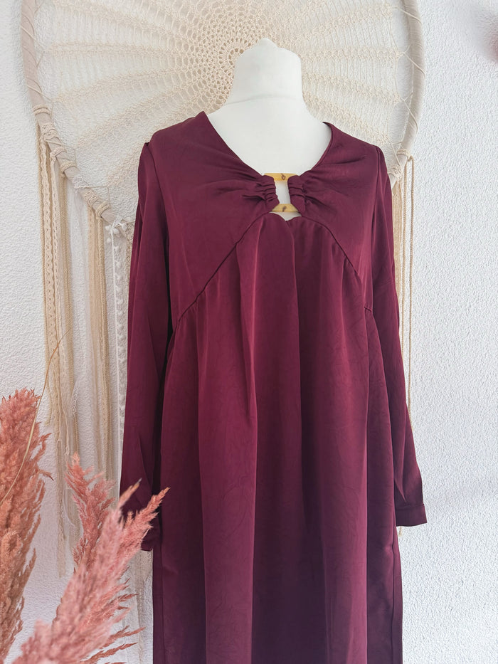 FESTLICHES HÄNGERKLEID IN BORDEAUX - ONE SIZE -