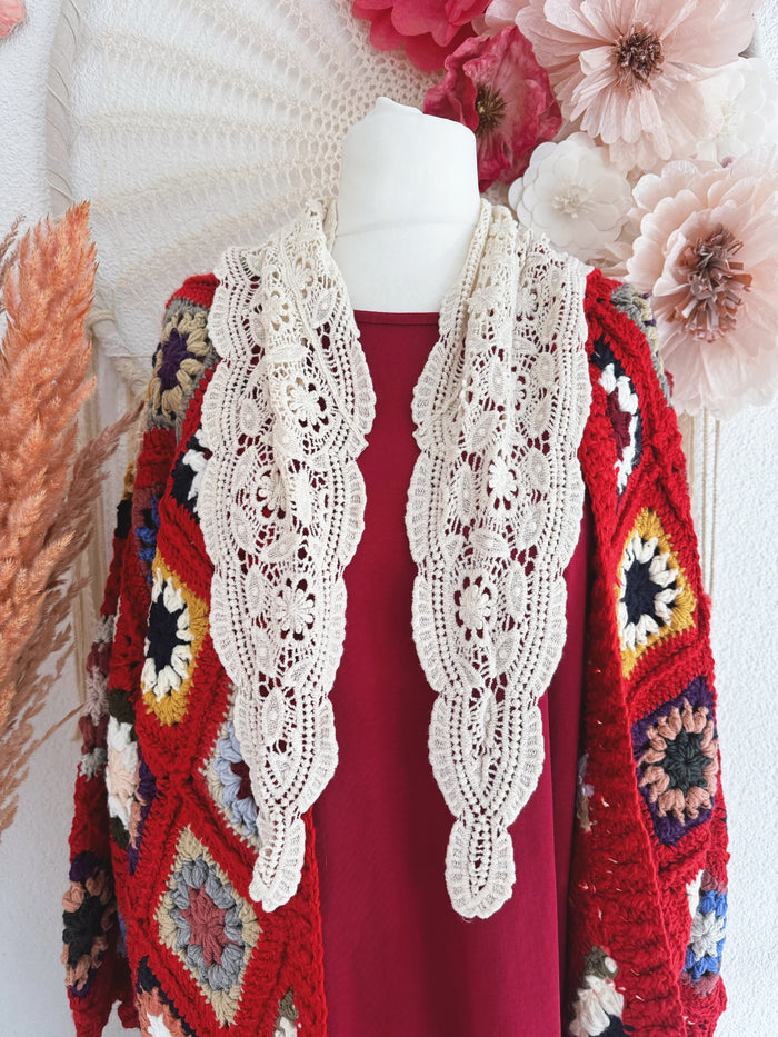 ROMANTISCHES CROCHET-HALSTUCH