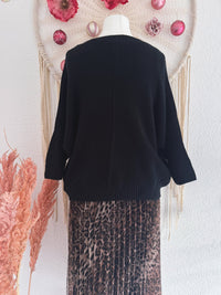 PLISSEEKLEID MIT TÜLL UND STRICKPULLOVER IN SCHWARZ MIT LEO - ONE SIZE -
