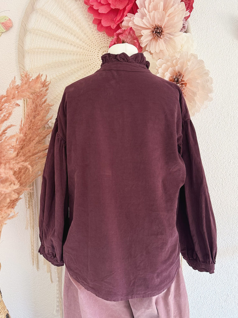 CORDBLUSE MIT RÜSCHEN IN AUBERGINE - ONE SIZE -