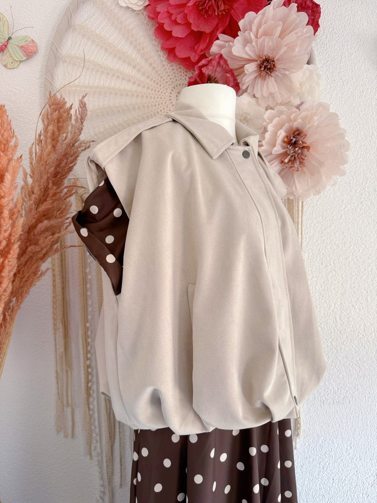 STYLISCHE WESTE IM OVERSIZE-LOOK IN BEIGE - ONE SIZE -