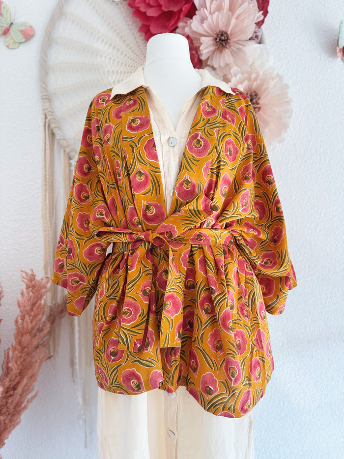 KIMONO MIT BLÜTENMUSTER - ONE SIZE -