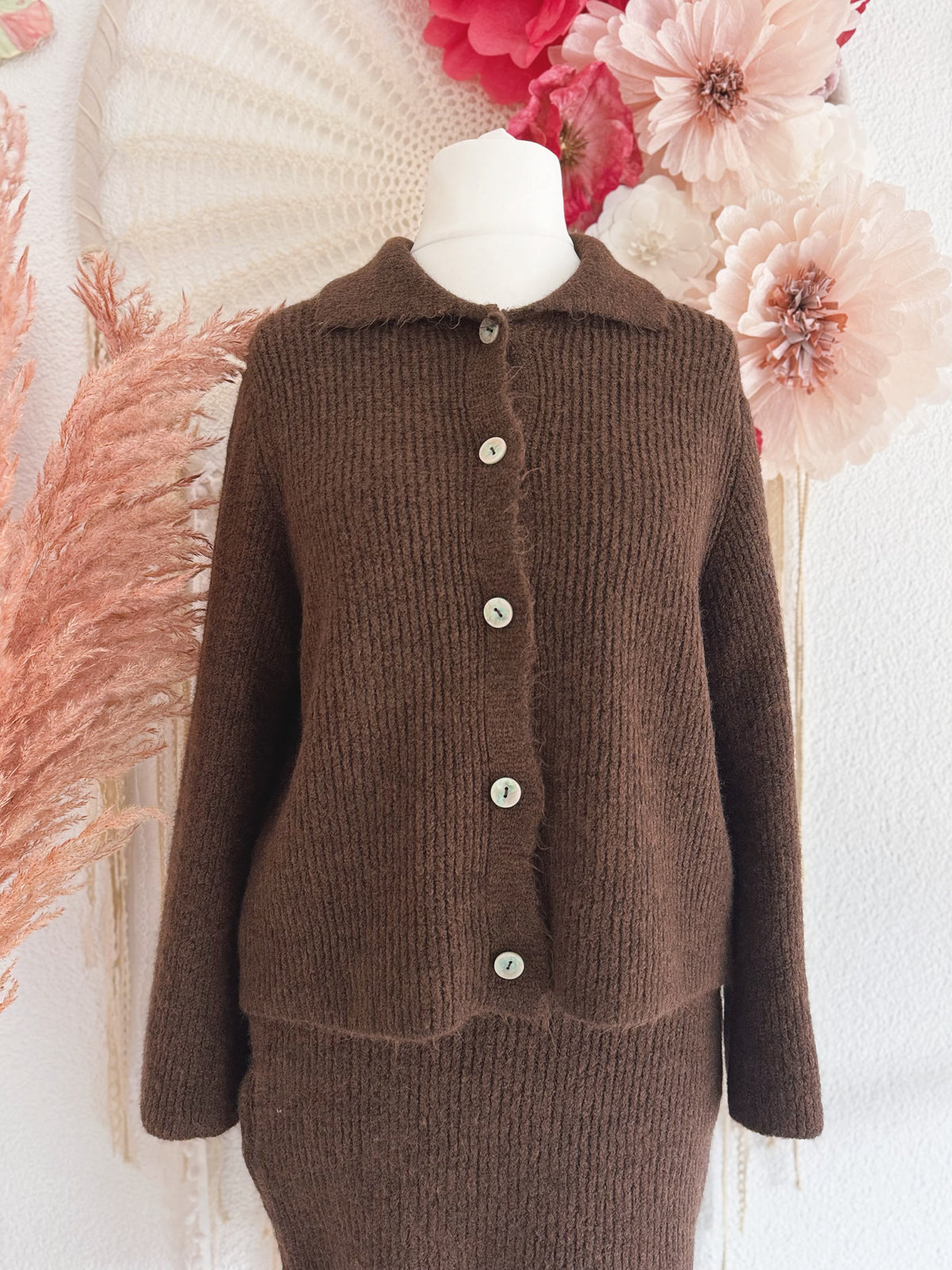 STRICK - ZWEITEILER - STRICKJÄCKEN & ROCK IN BRAUN - ONE SIZE -