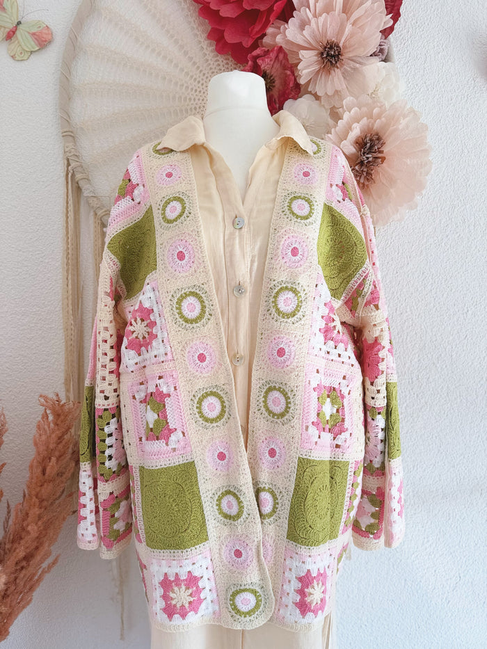 ROMANTISCHER CROCHETCARDIGAN IN PINK & KIWI - ONE SIZE -