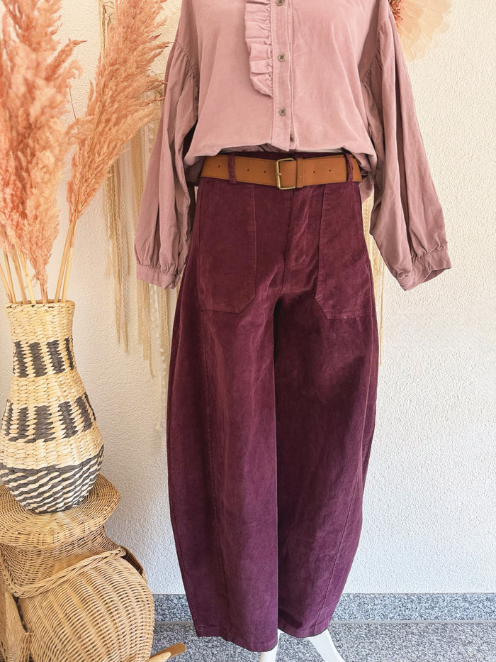BARREL JEANS AUS CORD IN AUBERGINE - ONE SIZE -