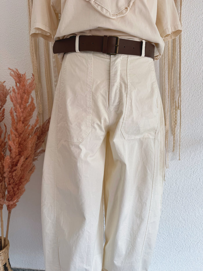 BARREL JEANS IN CREMEWEIß - ONE SIZE -