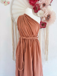 ONE-SHOULDER KLEID IN ROST - ONE SIZE -