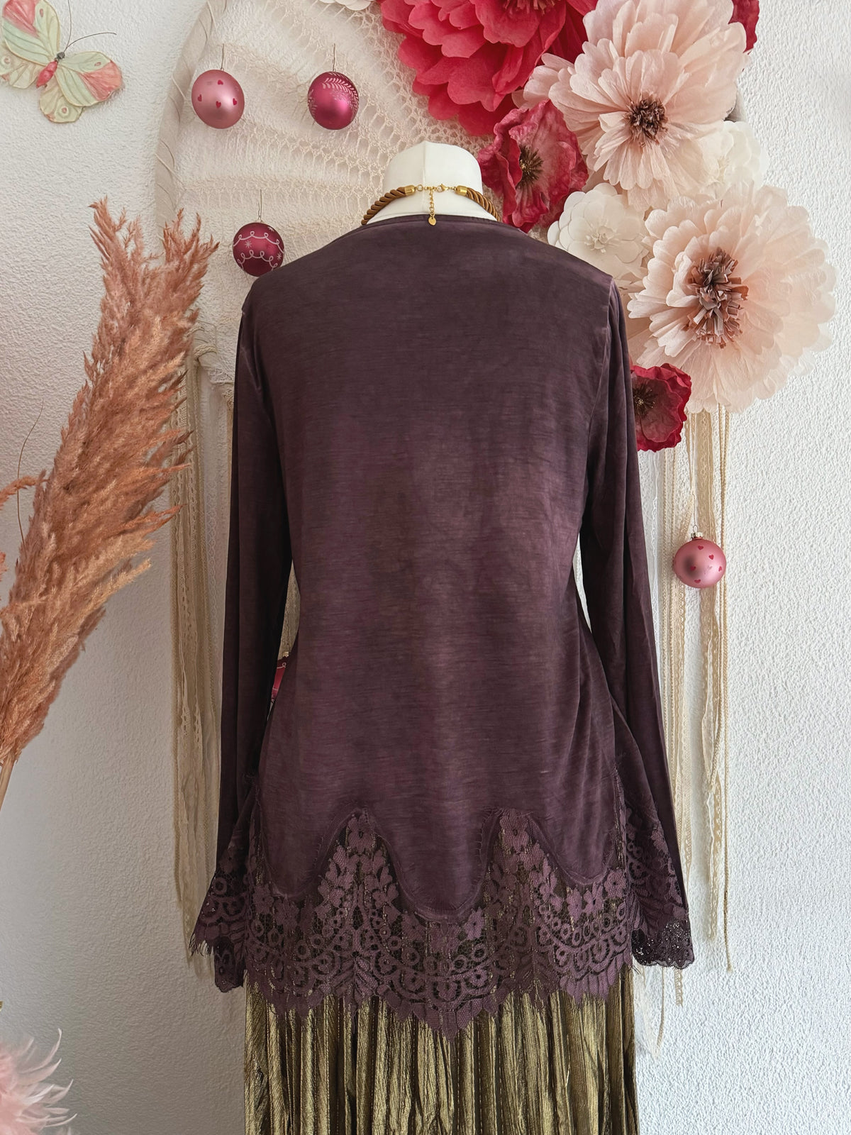 BASIC-SHIRT MIT SPITZE IN AUBERGINE - ONE SIZE -