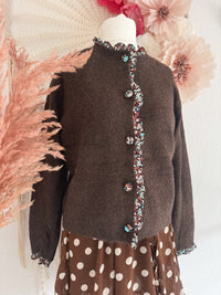 STRICKJÄCKCHEN MIT BLÜMCHEN - ONE SIZE -