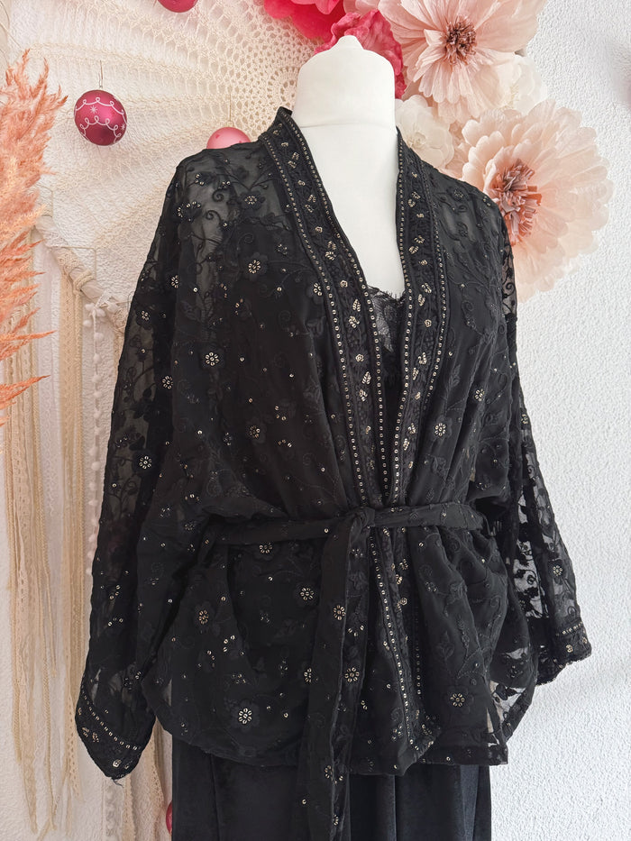 KIMONO MIT BESTICKUNGEN UND GOLDENEN PAILLETTEN - ONE SIZE -