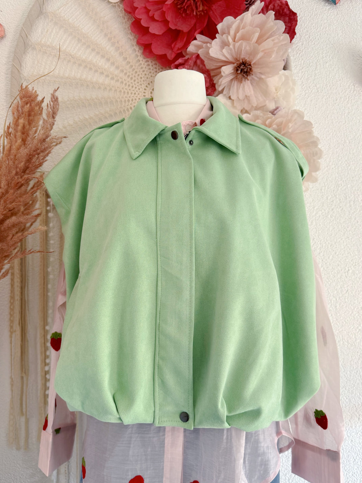 STYLISCHE WESTE IM OVERSIZE-LOOK IN APFELGRÜN - ONE SIZE -