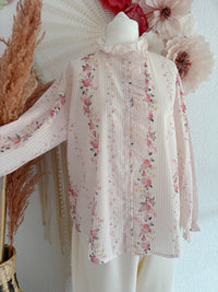 ROMANTISCHE BLUSE MIT ROSEN-PRINT & VOLANTS - ONE SIZE -