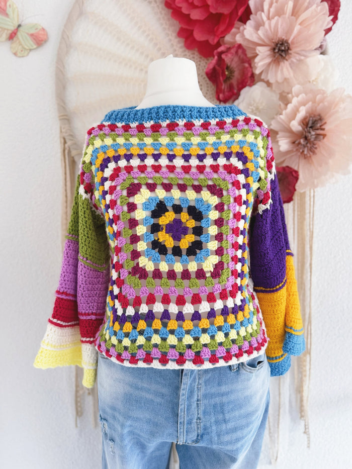BUNTES CROCHETOBERTEIL IM GRANNYSTYLE - ONE SIZE -