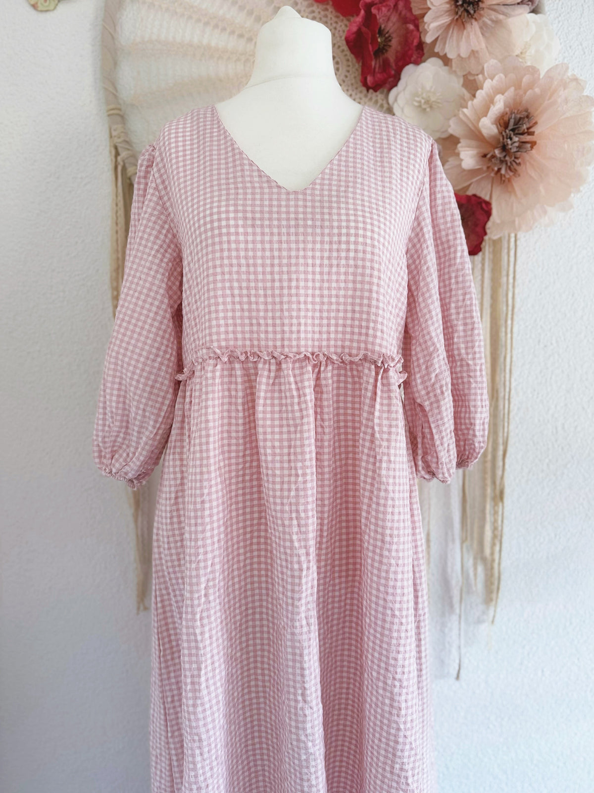 MAXIKLEID MIT KAROMUSTER IN ZARTEM ROSÉ - ONE SIZE -