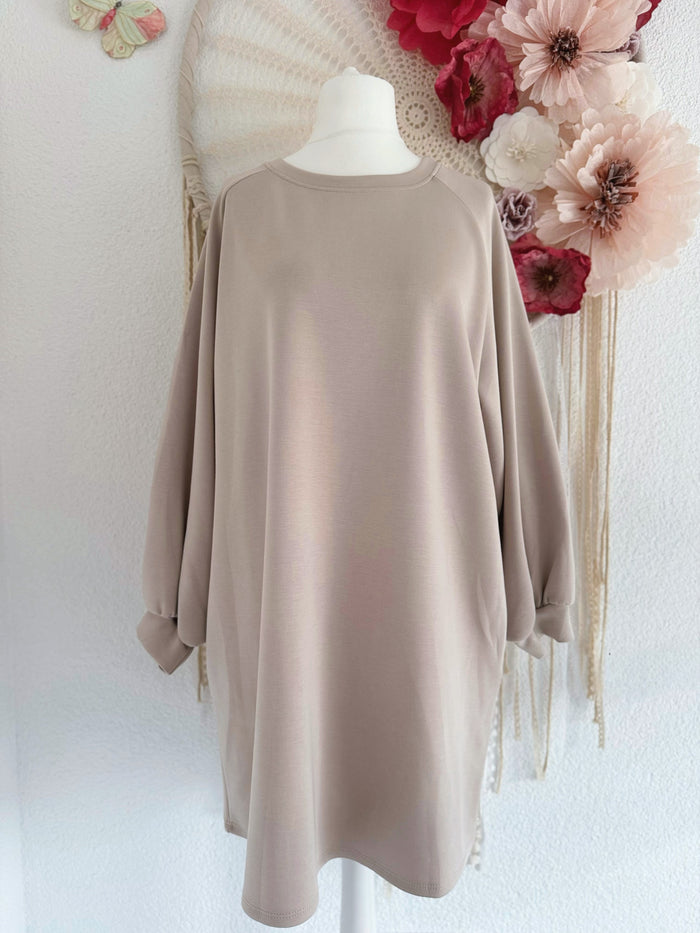 OVERSIZED SWEATERKLEID IN BEIGE - ONE SIZE -