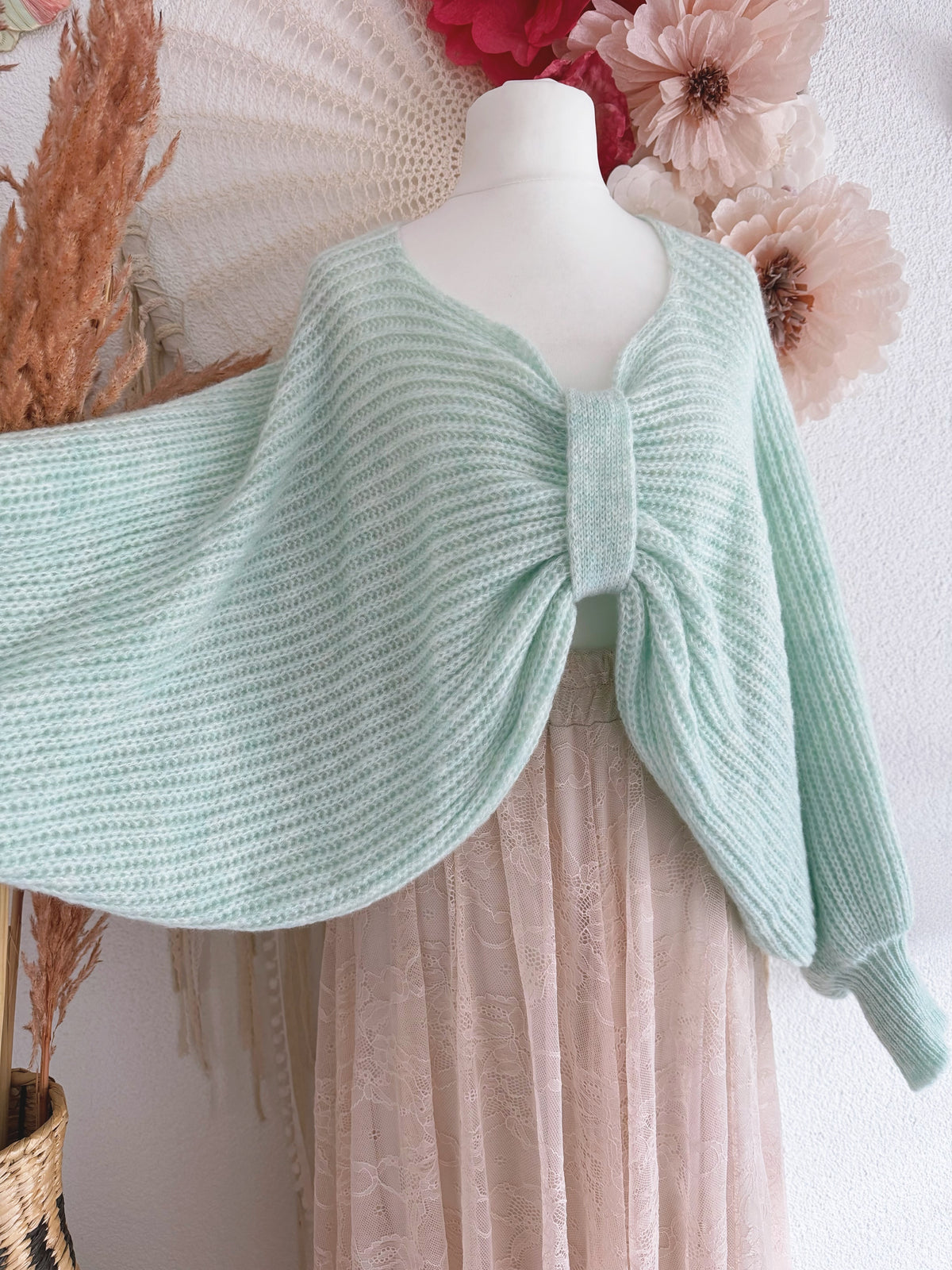 OVERSIZED STRICKPULLOVER "SCHLEIFCHEN" IN MINT - ONE SIZE -