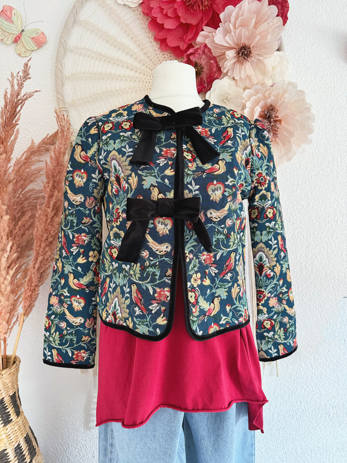 SÜßES JÄCKCHEN MIT SCHLEIFCHEN UND ROMANTISCHEM PRINT - VERSCH. GRÖßEN -