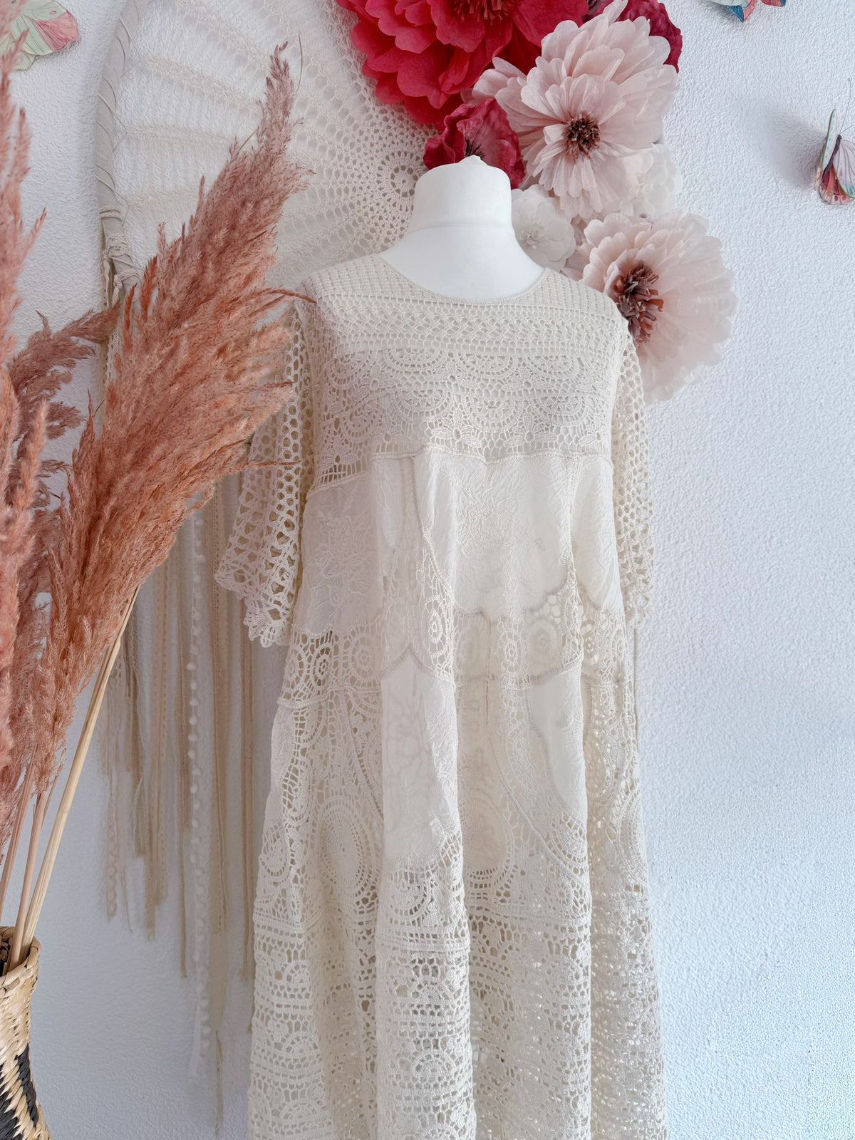 TRAUMHAFTES CROCHETKLEID IM BOHOSTIL - ONE SIZE -