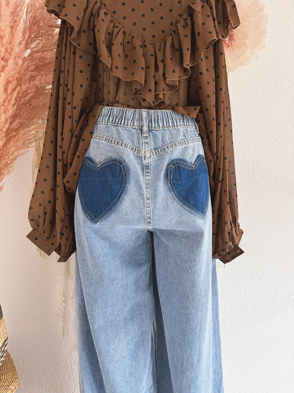 JEANS MIT HERZCHEN TASCHEN - VERSCH. GRÖßEN