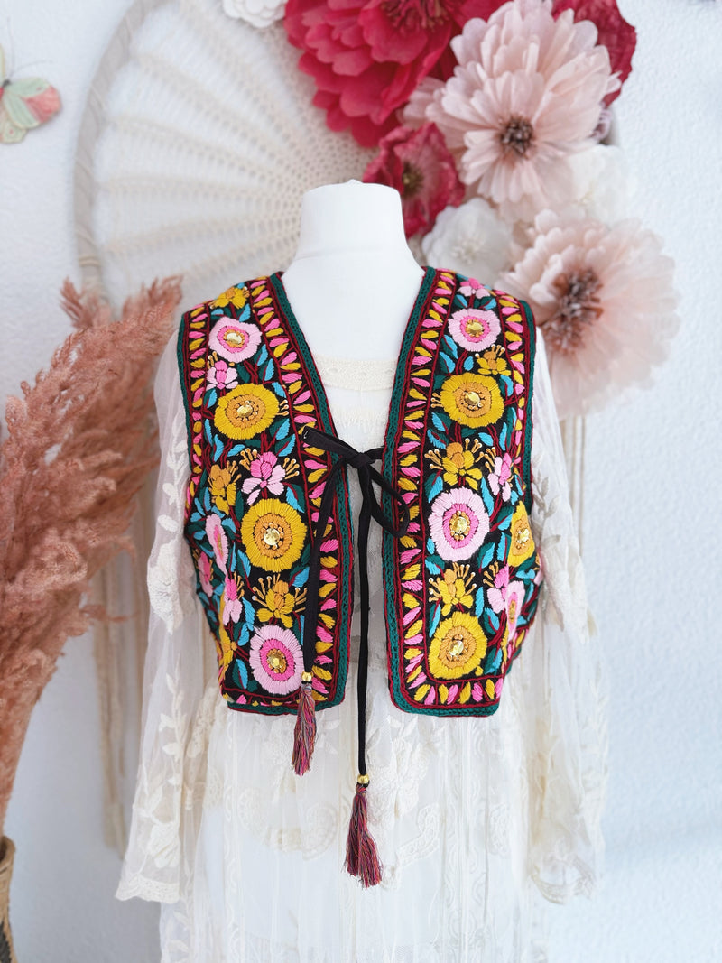 FLORALE BOHOWESTE MIT STICKEREIEN UND PAILLETTEN- ONE SIZE -