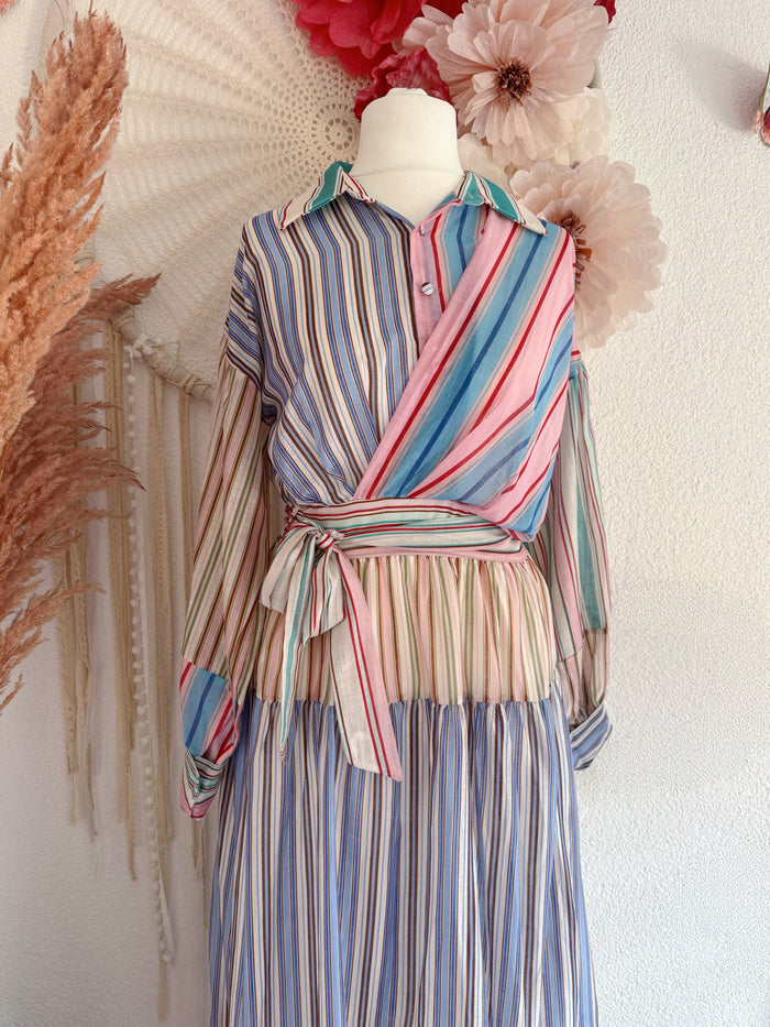 GESTREIFTES KLEIDCHEN MIT BALLONÄRMELN - ONE SIZE -