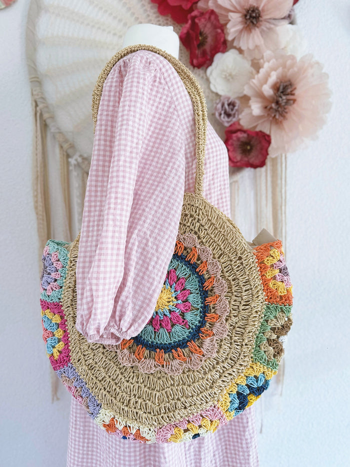 BUNTE CROCHET TASCHE MIT BLÜTENMUSTER