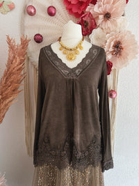 BASIC-SHIRT MIT SPITZE IN BRAUN - ONE SIZE -