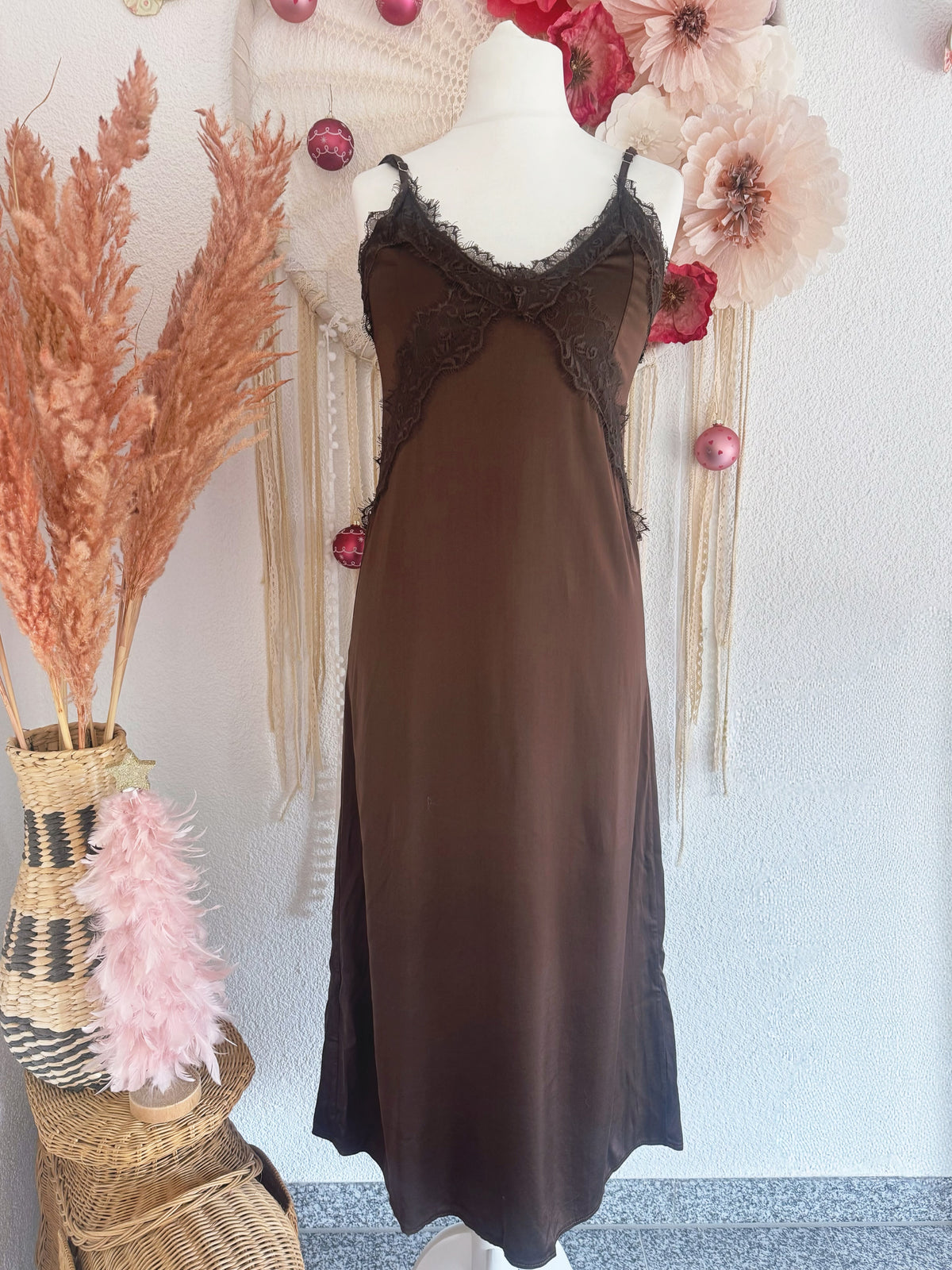 SATINIERTES SLIP-DRESS IN BRAUN - ONE SIZE -