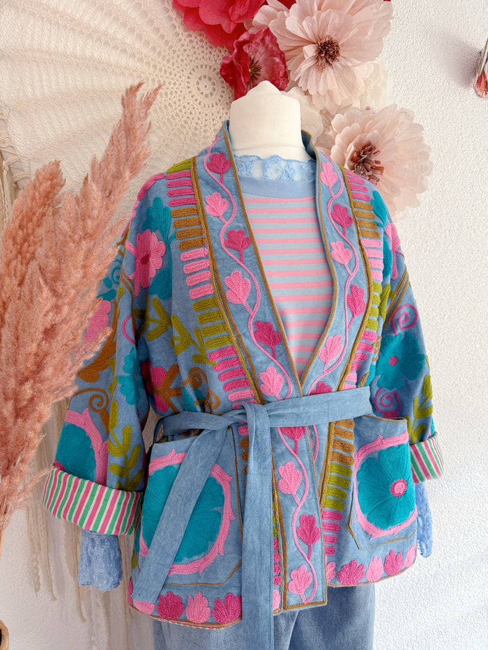 BOHO-KIMONO-JACKE MIT FLORALEN BESTICKUNGEN - ONE SIZE -