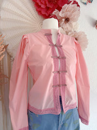 ROMANTISCHE BLUSE IM CHINOISERIE-STIL - ONE SIZE -