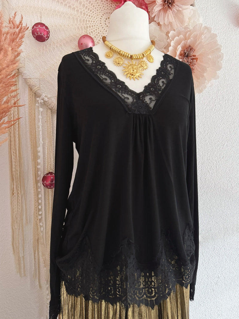 BASIC-SHIRT MIT SPITZE IN SCHWARZ - ONE SIZE -