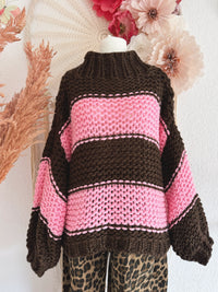 GROBSTRICKPULLOVER IN PINK & BRAUN - ONE SIZE -