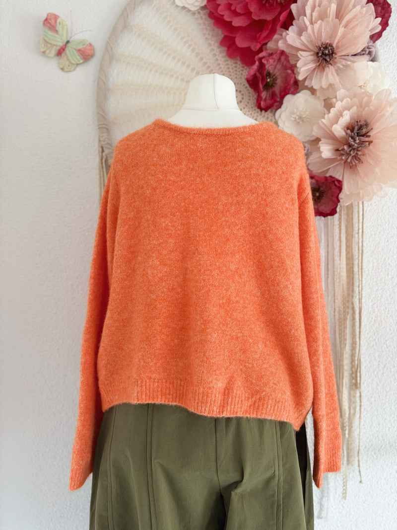 KUSCHELIGE STRICKJACKE MIT SCHLEIFEN IN ORANGE - ONE SIZE -