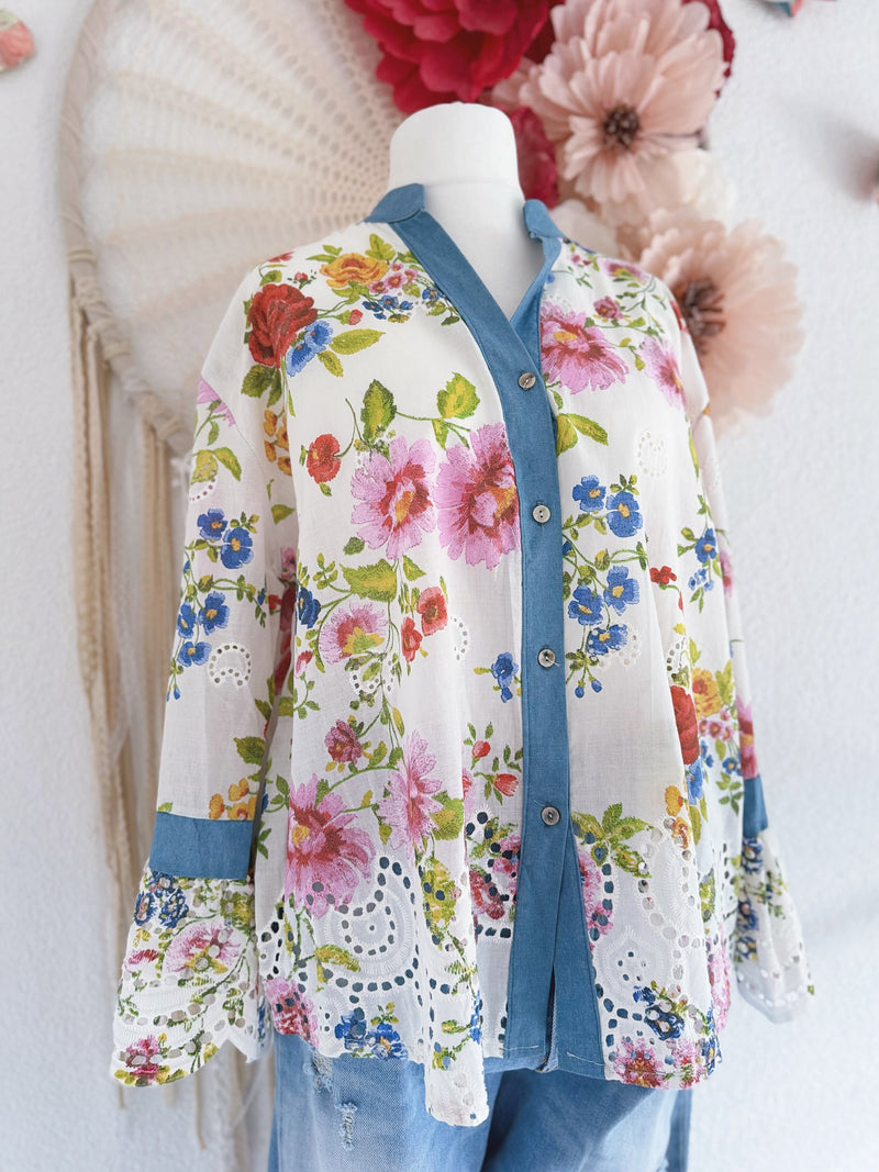 BLUSE MIT LOCHSPITZE UND BLÜTENPRINT - ONE SIZE -