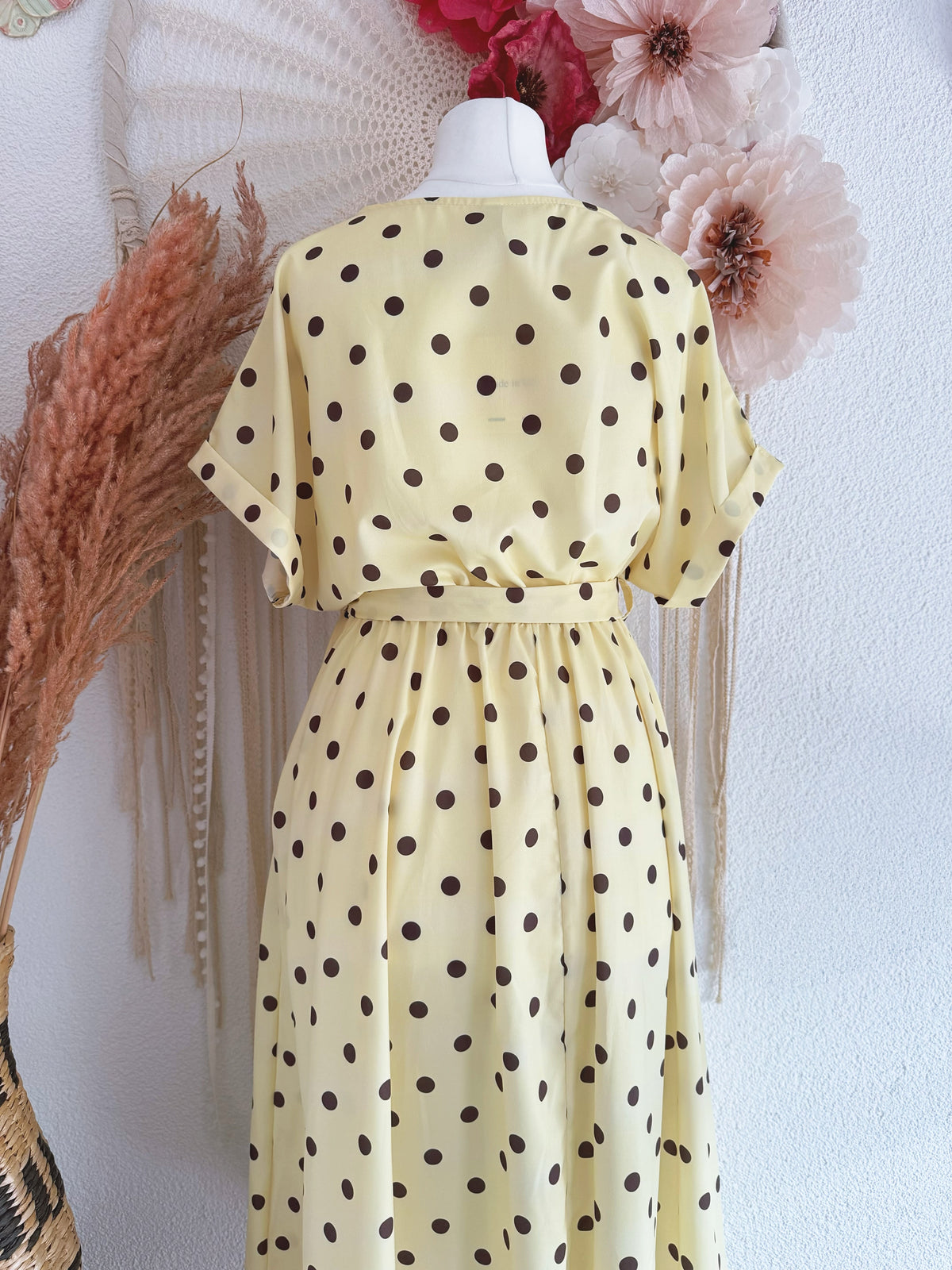 ELEGANTES POLKA-DOT KLEID IN GELB - ONE SIZE -