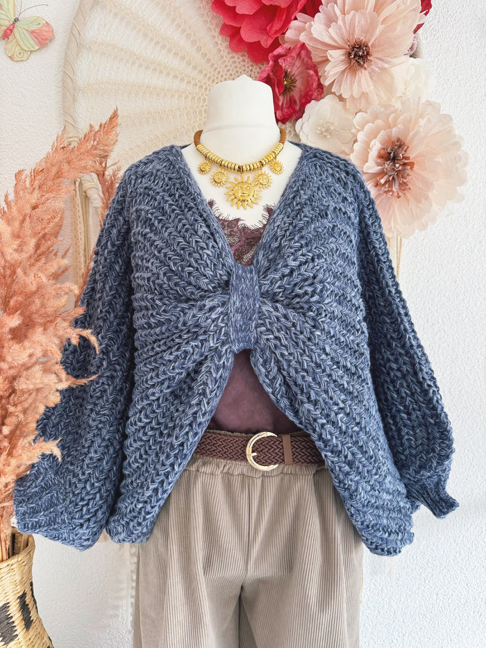 OVERSIZED STRICKPULLOVER "SCHLEIFCHEN" IN BLAU - ONE SIZE -
