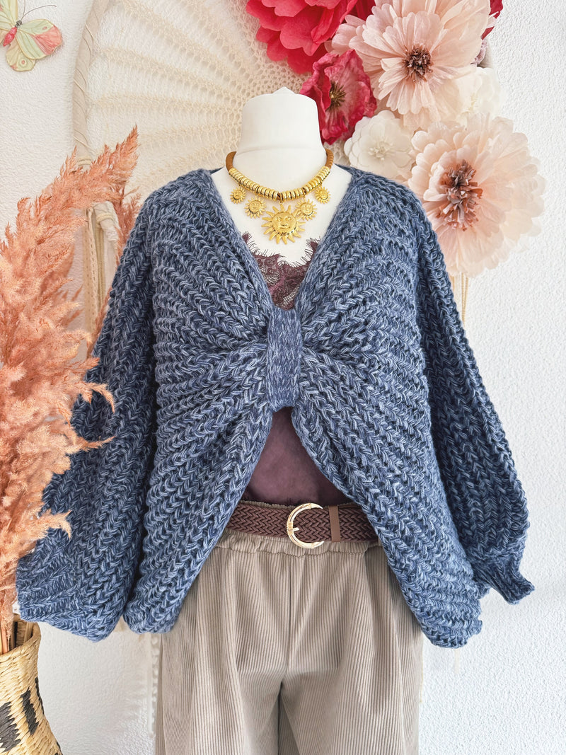 OVERSIZED STRICKPULLOVER "SCHLEIFCHEN" IN BLAU - ONE SIZE -