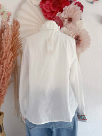 ROMANTISCHE FOLKLORE-BLUSE MIT LOCHSTICKEREI - VERSCH. GRÖßEN -