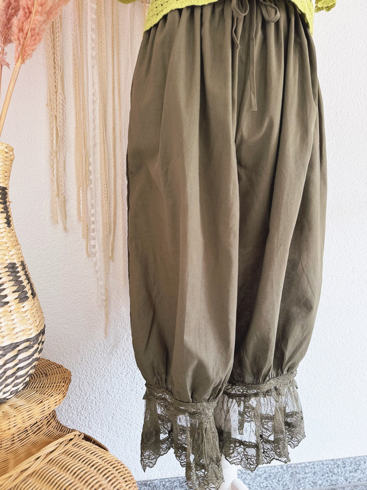 BLOOMER PANTS IN KHAKI - ONE SIZE -