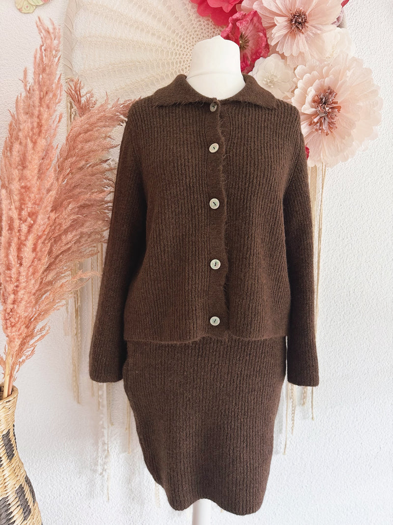 STRICK - ZWEITEILER - STRICKJÄCKEN & ROCK IN BRAUN - ONE SIZE -