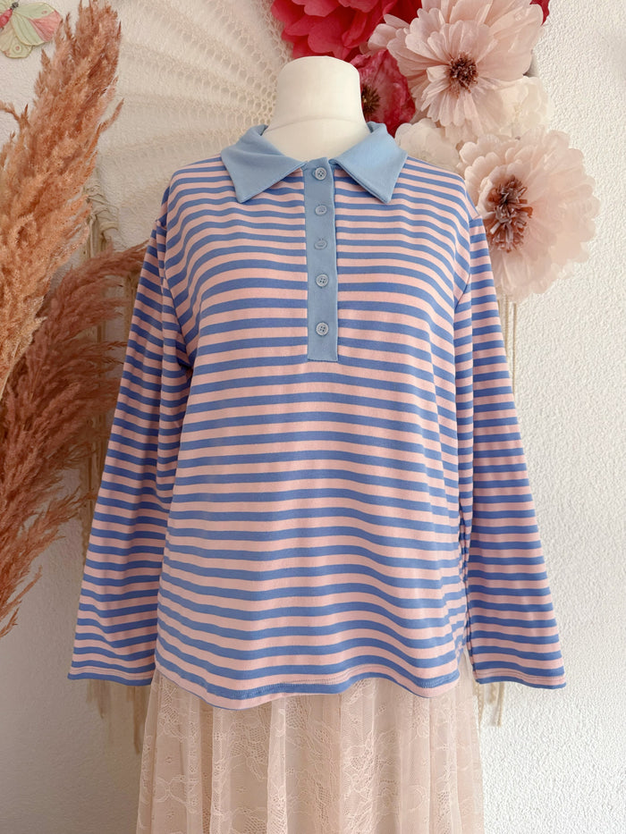 GESTREIFTES LANGARMSHIRT IN BLAU/ROSA MIT POLOKRAGEN - ONE SIZE -