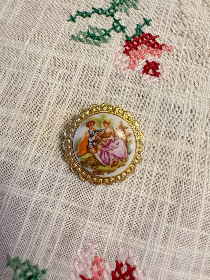 ROMANTISCHE VINTAGE-PORZELLANBROSCHE