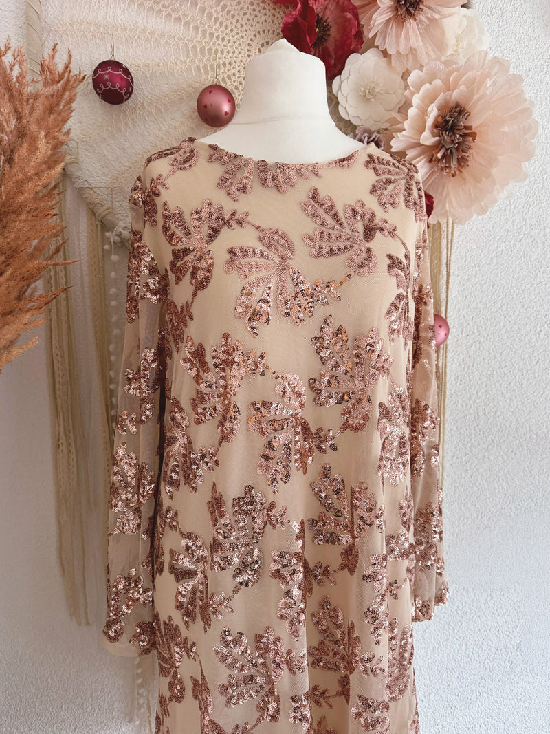 BEZAUBERNDES PAILLETTENKLEID MIT SCHLEIFE IN NUDE - ONE SIZE -