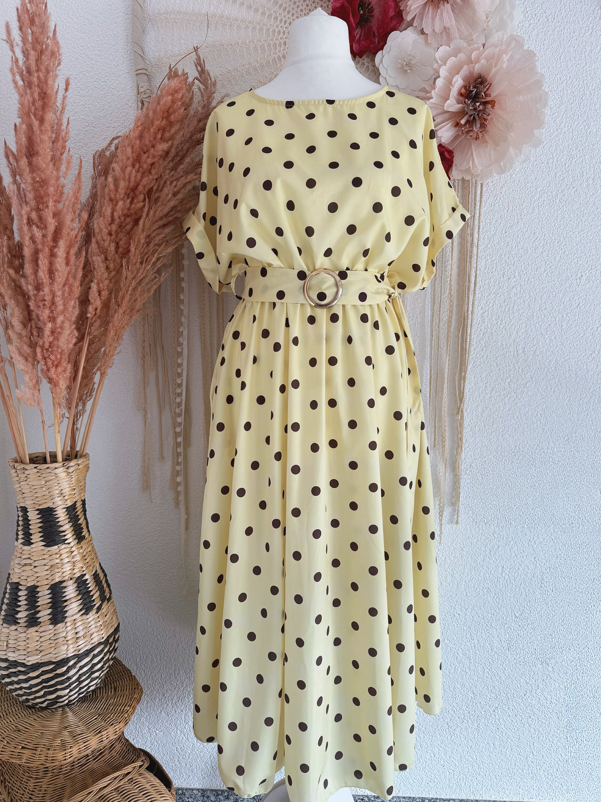 ELEGANTES POLKA-DOT KLEID IN GELB - ONE SIZE -