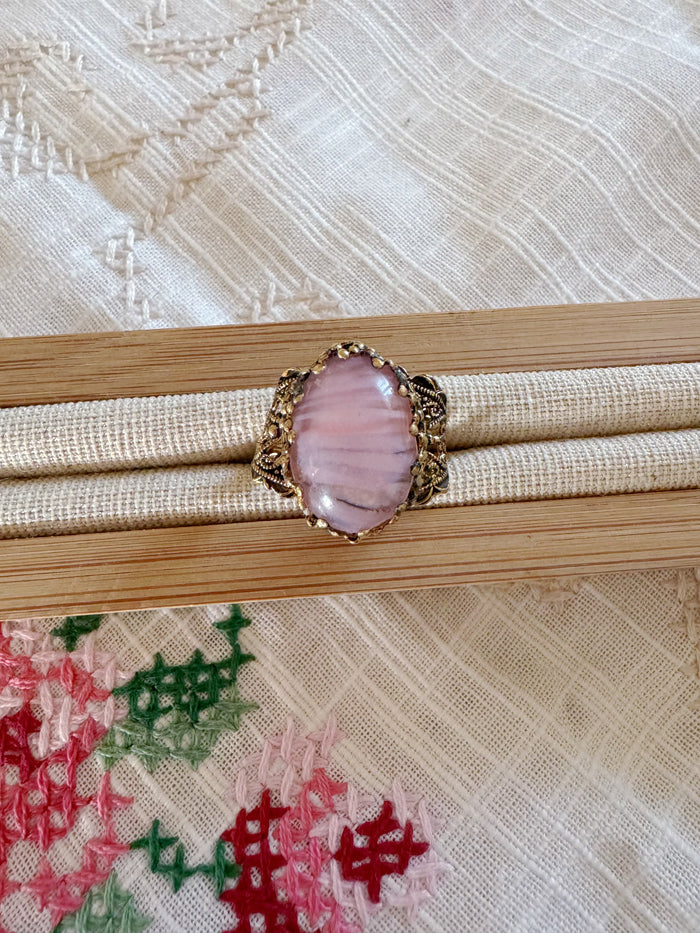 VINTAGE STATEMENT-RING MIT ROSA CABOCHON