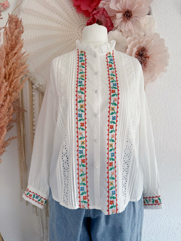 ROMANTISCHE FOLKLORE-BLUSE MIT LOCHSTICKEREI - VERSCH. GRÖßEN -