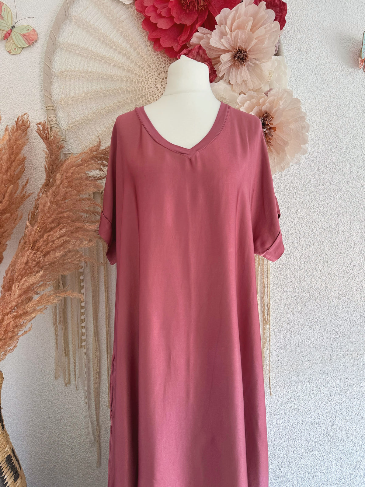 OVERSIZED MAXIKLEID MIT V-AUSSCHNITT IN ALTROSA - ONE SIZE -