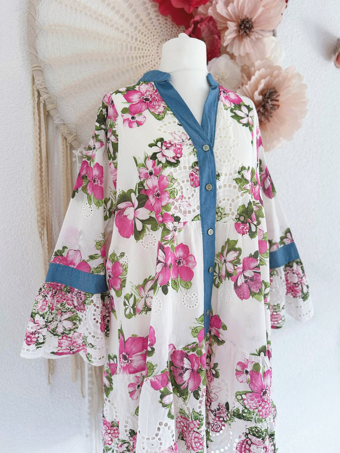 OVERSIZED TUNIKAKLEID MIT LOCHSPITZE UND BLÜTENPRINT - ONE SIZE -
