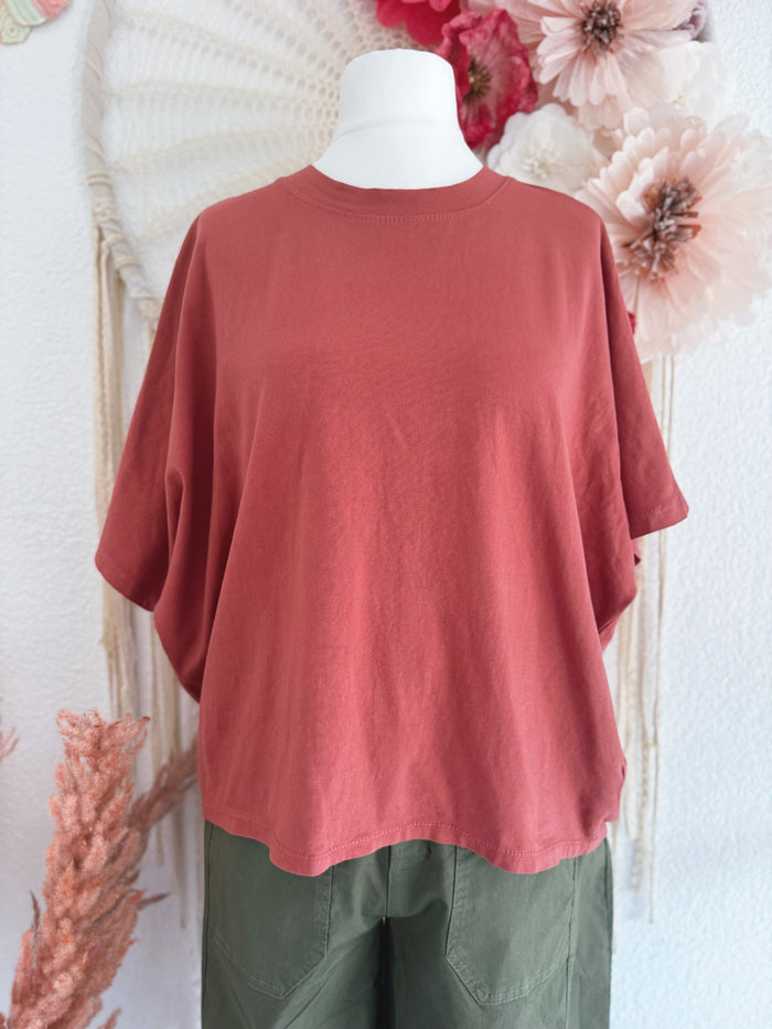 BASIC T-SHIRT IN ROST - ONE SIZE -