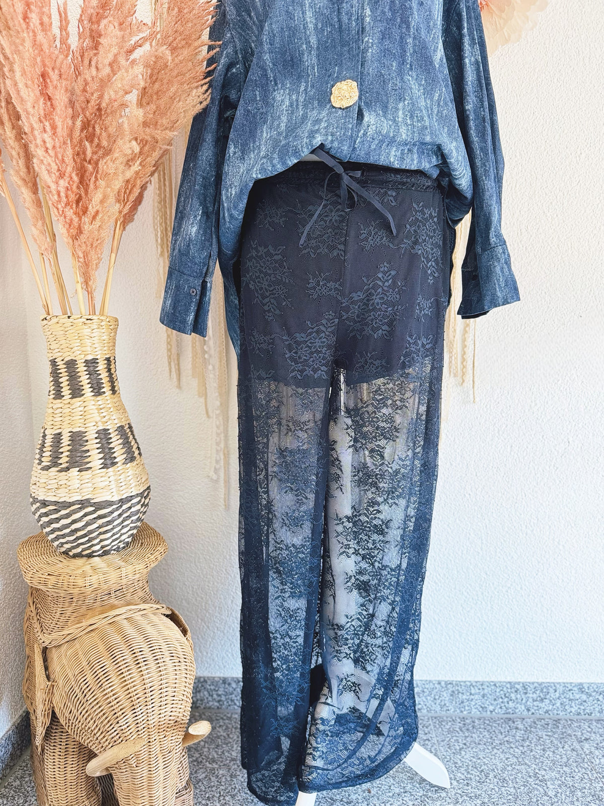 HOSE AUS SPITZE IN DUNKELBLAU - ONE SIZE -